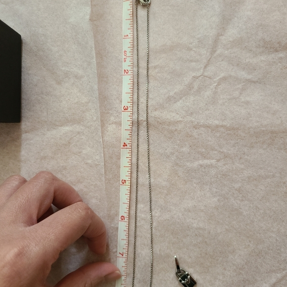 Necklace - Picture 2 of 7